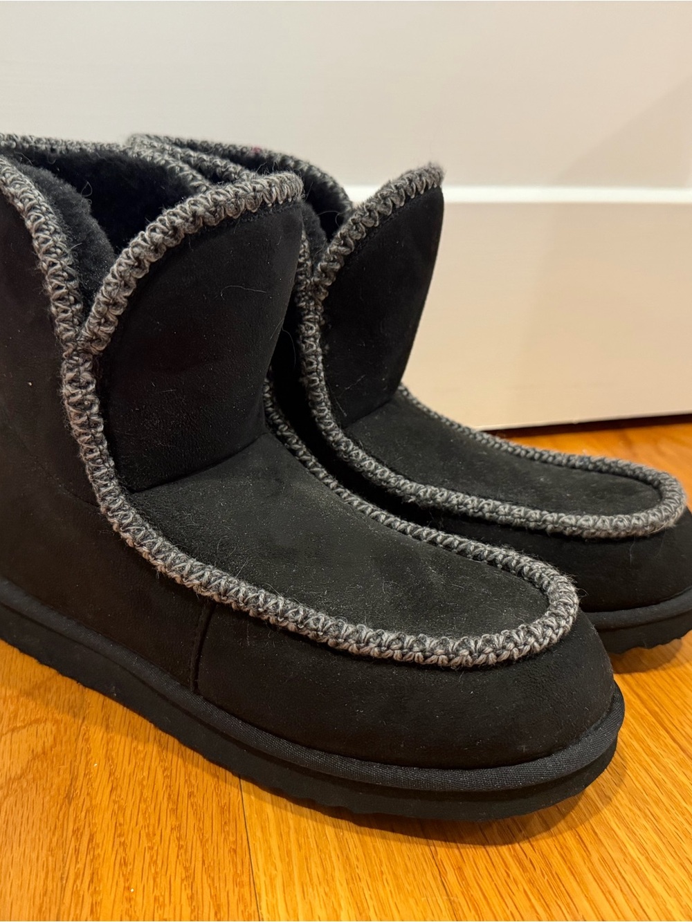 Crown Vintage Black Suede Winter Boots with Gray Trim